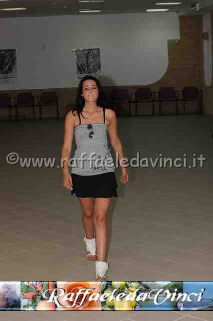 12.7.2010 casting missitalia (17).JPG